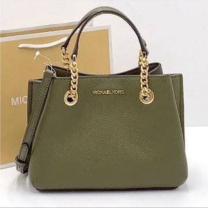 💚 New MICHAEL KORS TEAGEN SMALL
MESSENGER DUFFLE